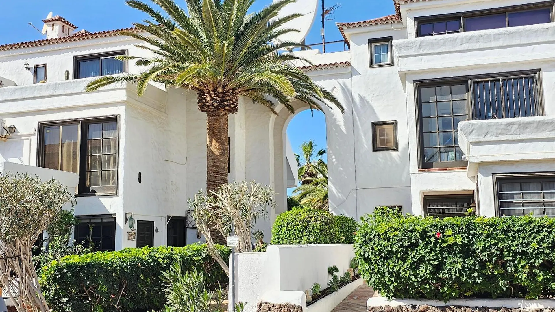 New Stunning Golf View & Pool , South Tenerife Apartment San Miguel de Abona